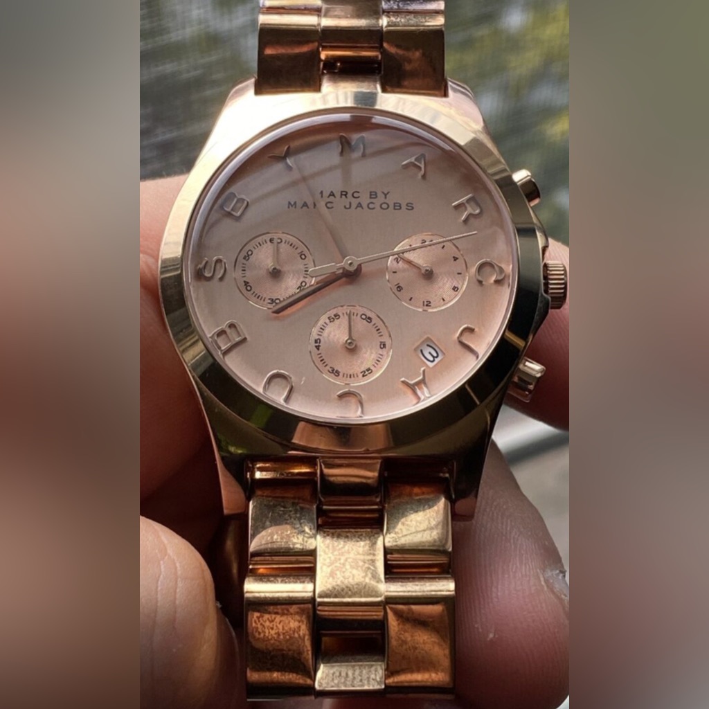 Michael Kors Rose Gold Watch Need Battery Exchange 37$